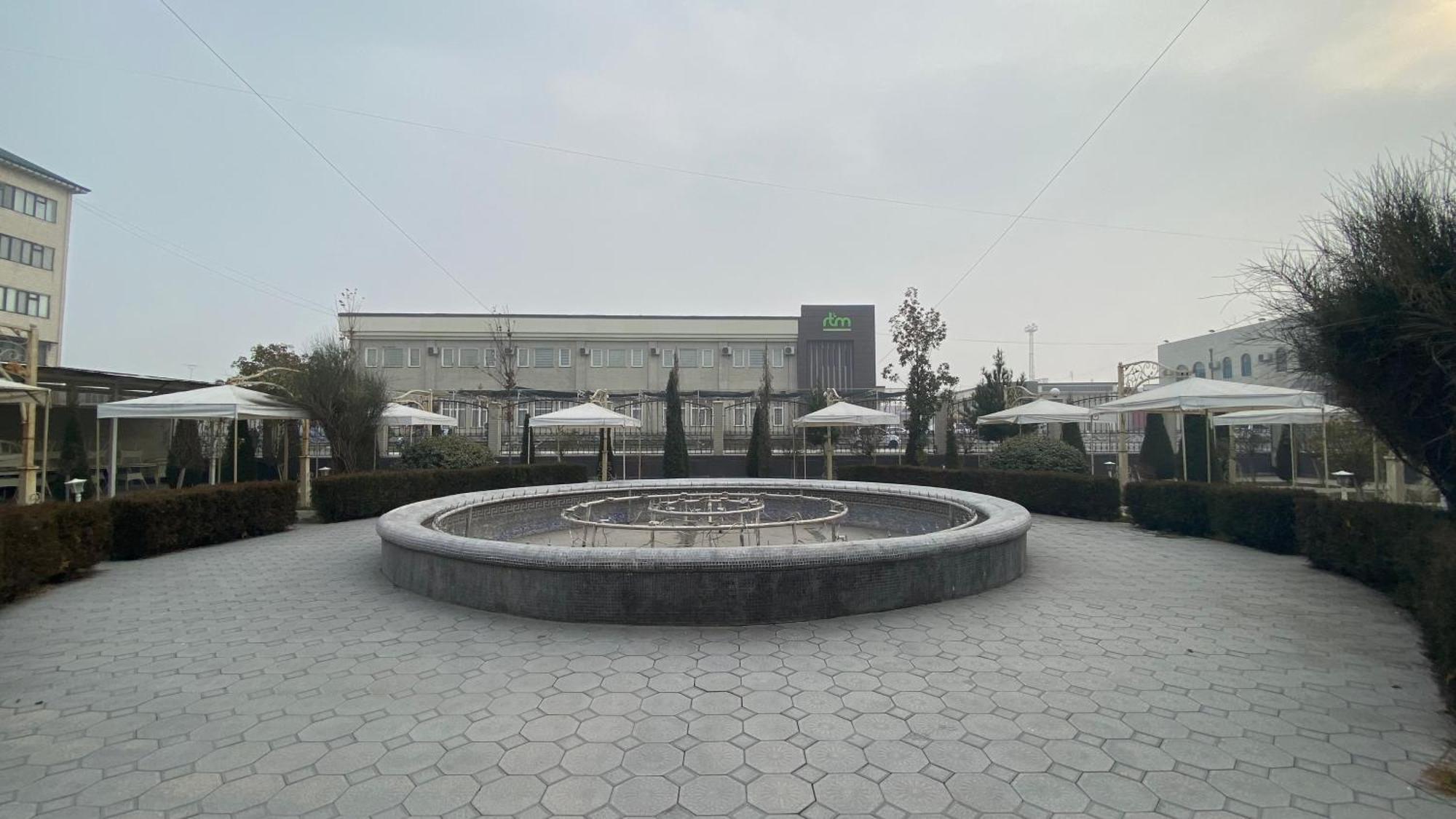 Diyor Hotel Marghilon Ngoại thất bức ảnh